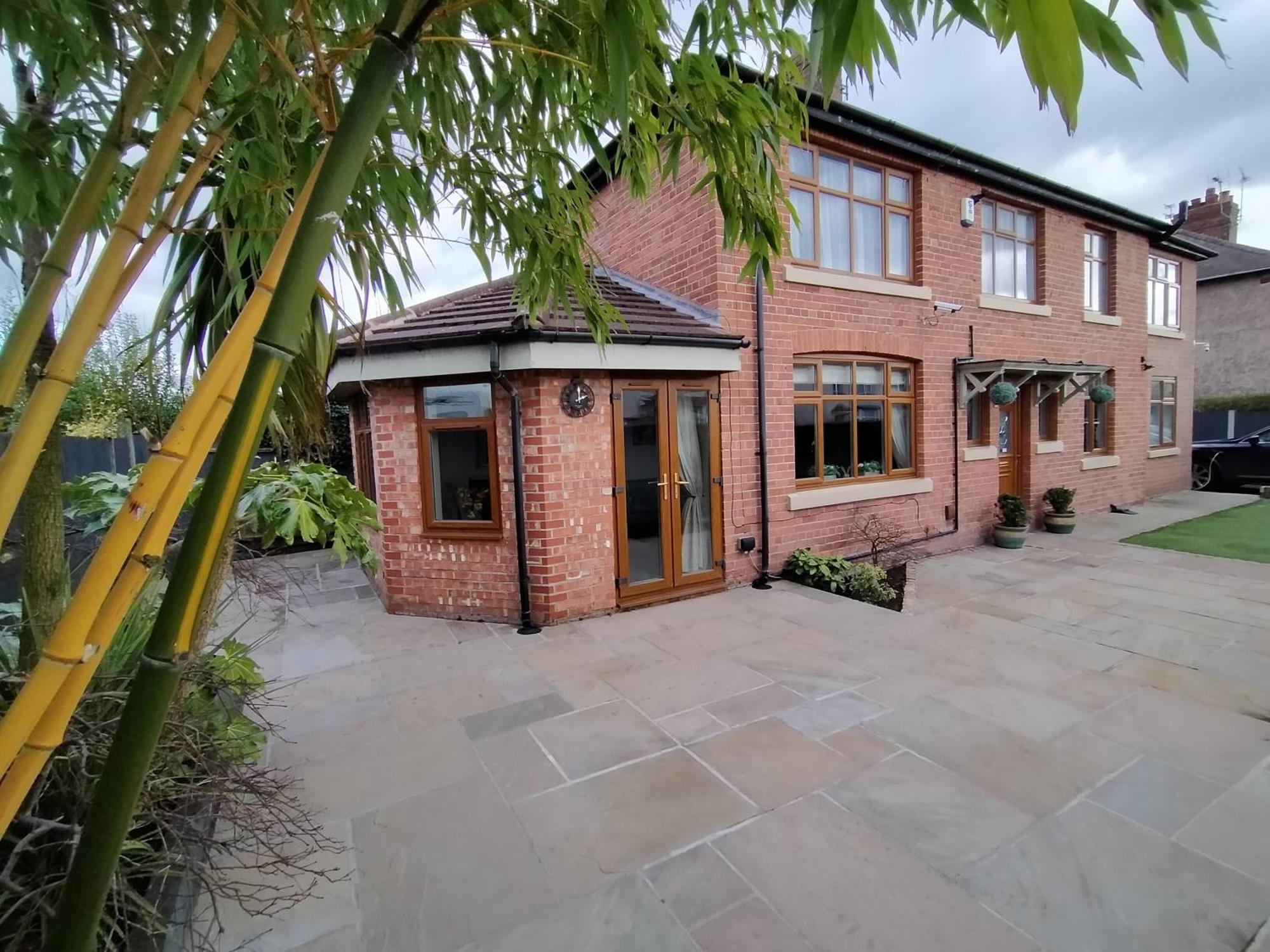 Sirius House - Sleeps 7, Driveway, Garden Villa Crewe Oda fotoğraf